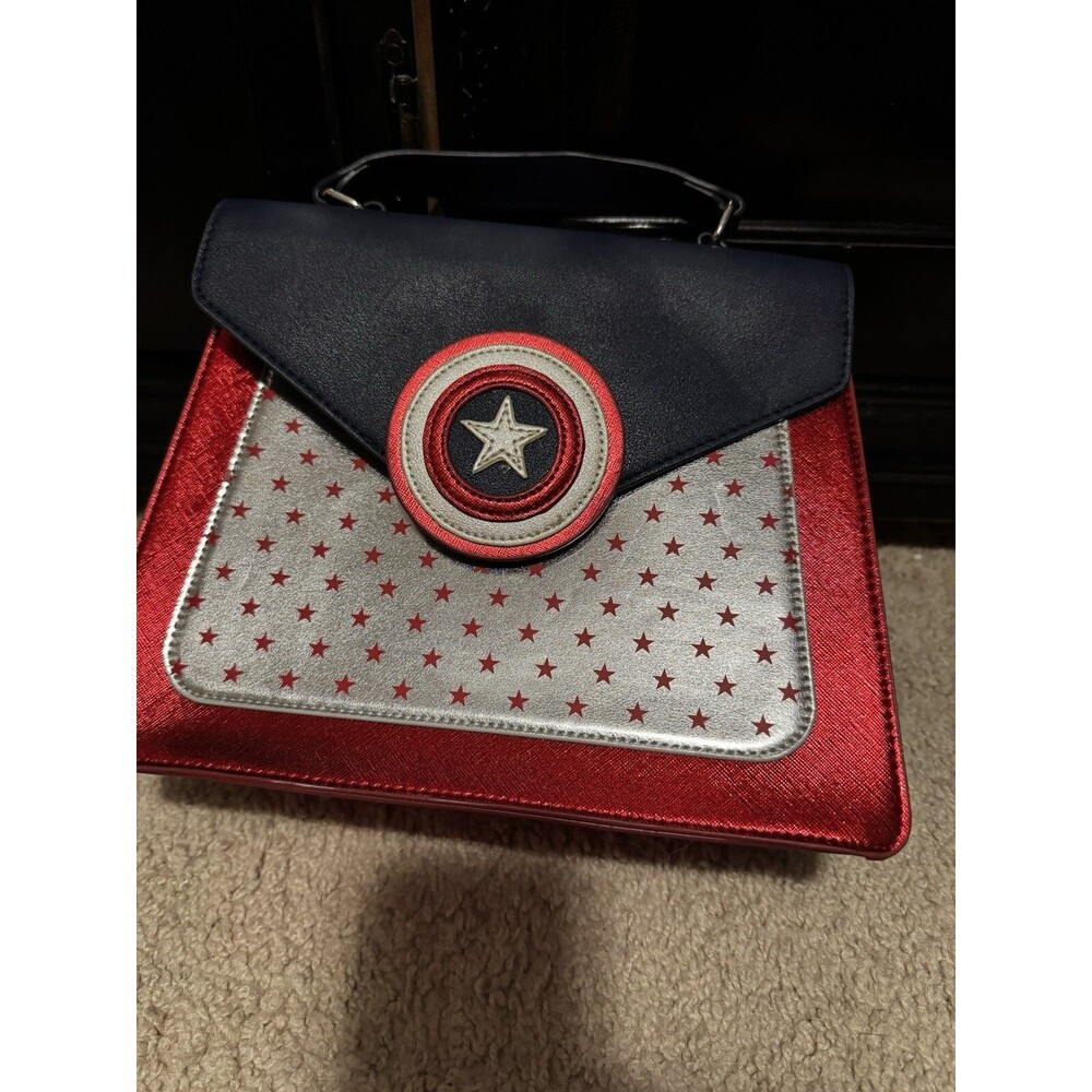 NWOT Disney Danielle Nicole Purse Marvel Captain America Shoulder Bag Hook
